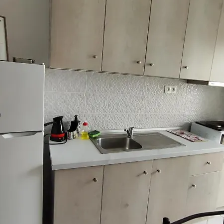 First Line Lejlighed Flogita