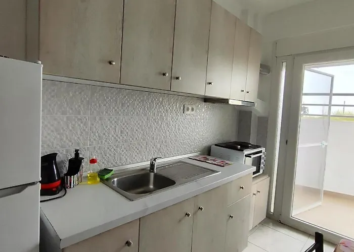 First Line Appartement Flogita