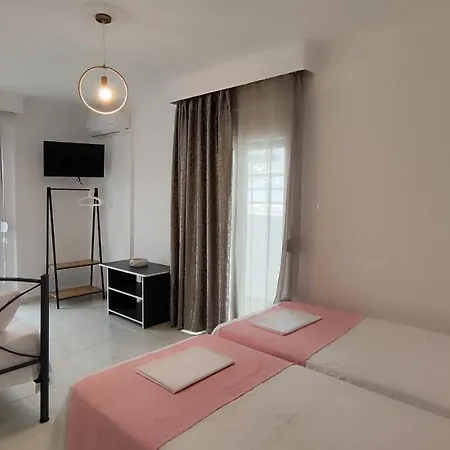 First Line * 弗洛伊塔